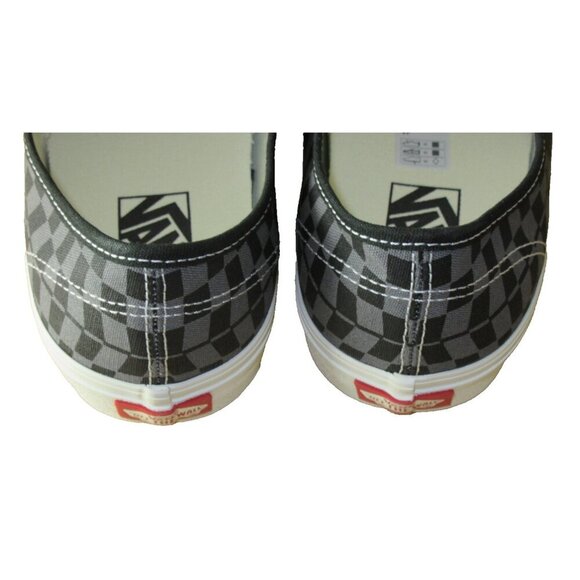 Vans Men\'s Authentic Warped Checkerboard Black White Skate shoes Size 10 NIB